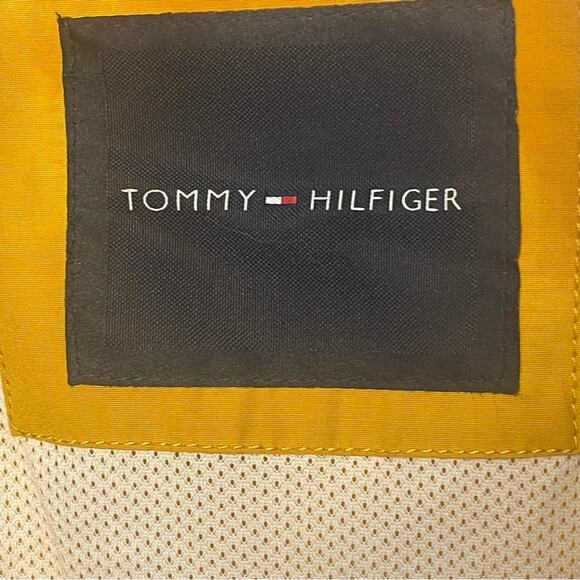 Tommy Hilfiger Classic Vintage Yellow and Black Hooded Rain Jacket, Nautical, L - Picture 8 of 10
